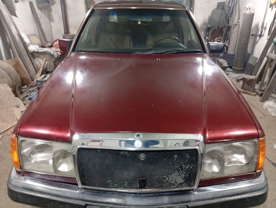 Продам Мерседес 124