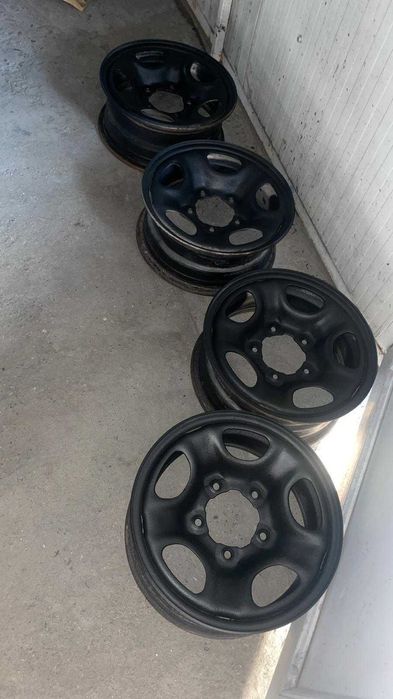 set roti 235 75/r15 simex impreuna cu janta