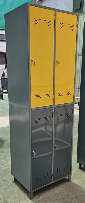 Шкафы металические раздевальные,  шкафы для телефонов , сумок  и т.д.