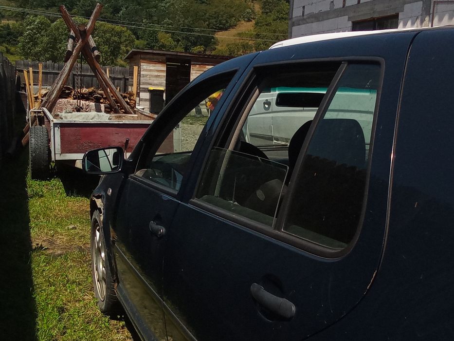 Vând w golf IV  2002