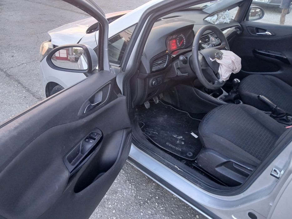 Opel Corsa 2015 1.4 benzin