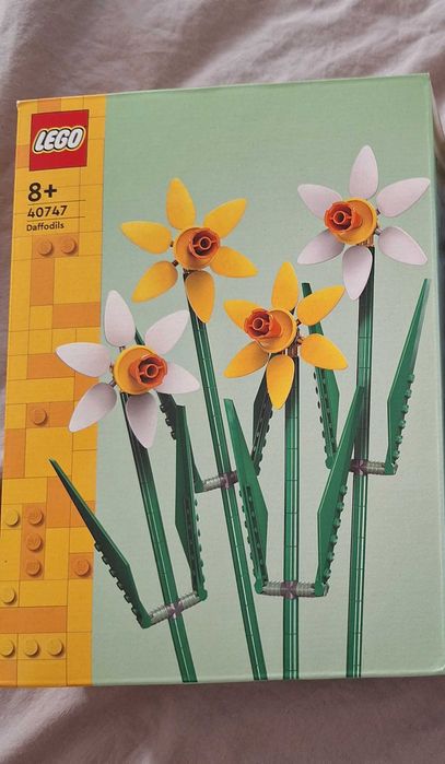 Лего Daffodils от колекцията Flowers