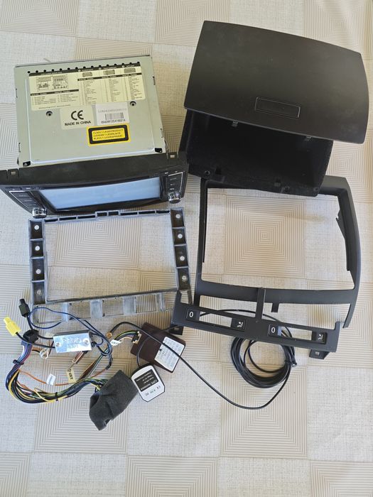 Premium Kit Navigație Android VW Touareg / T5 – Pachet Complet + CanBus (OCAZIE)