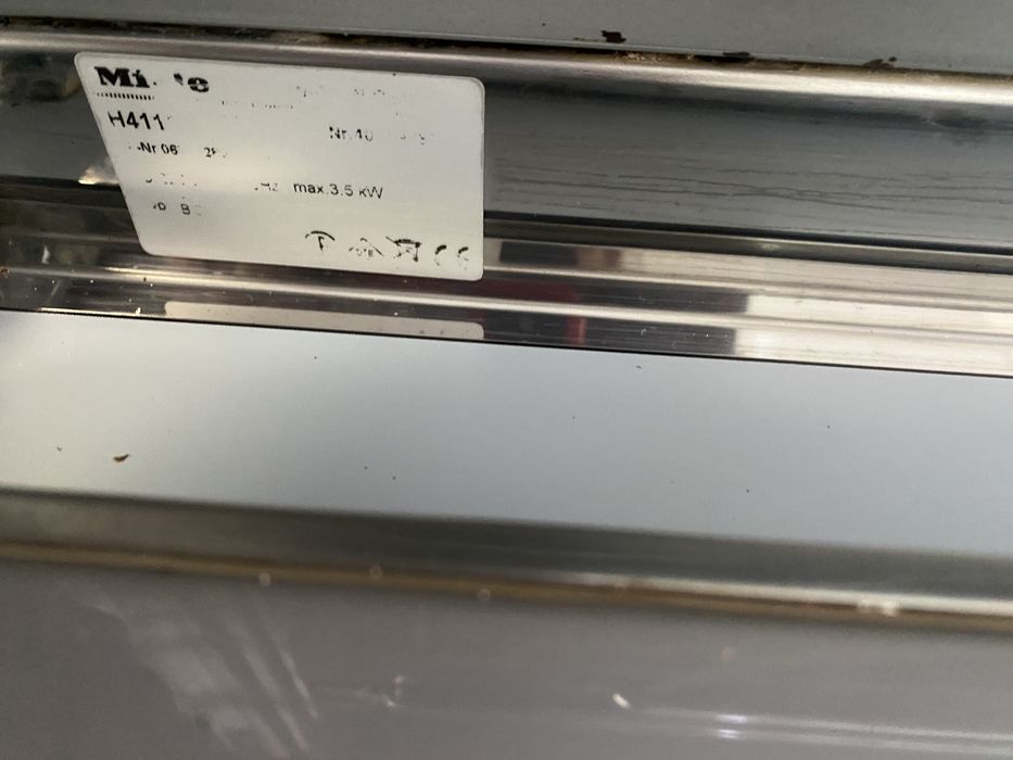 Фурна за вграждане Miele 71 l