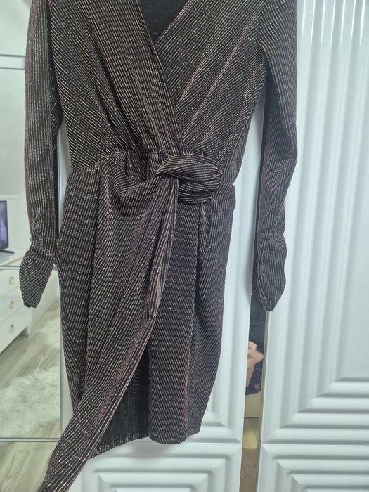 Rochie seara, mărime medie  ,o singură purtare