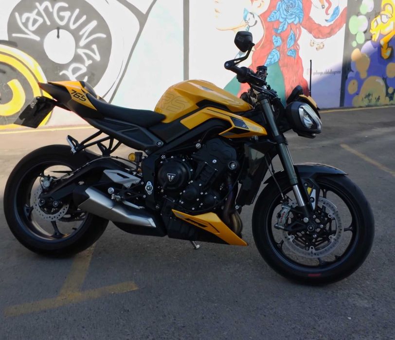 2023 Triumph Street Triple RS