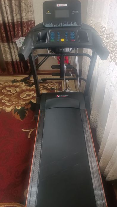 Беговая дорожка General fitness GF 7010 wf
