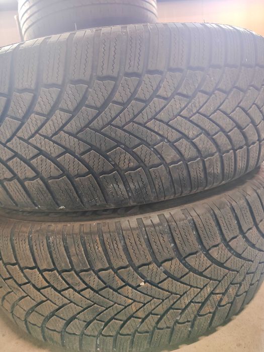 2бр.зимни гуми 215/55/18 Bridgestone