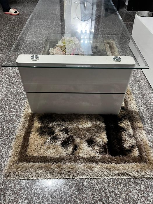 Măsuță  MDF lucios