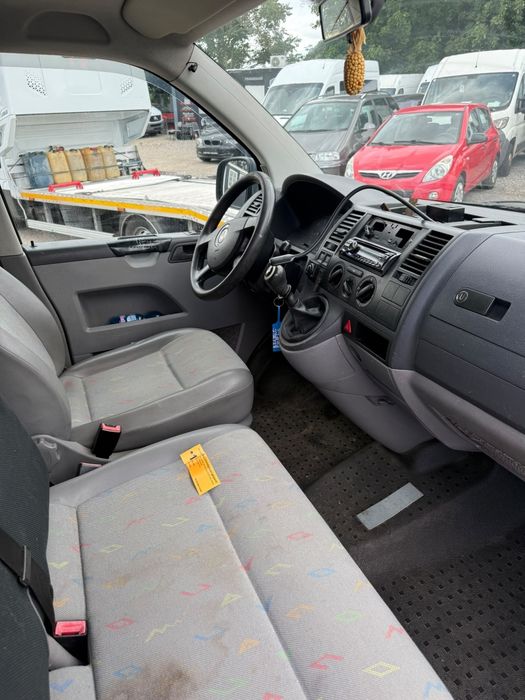 Dezmembram Volkswagen T5 2008 2.5tdi BNZ Manual 4x4