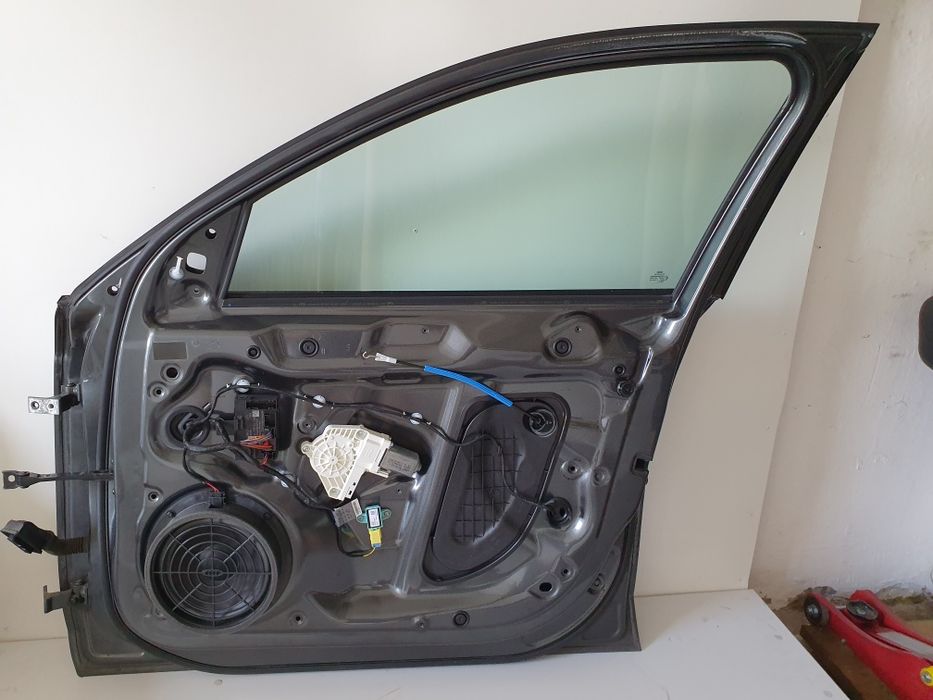 Usa portiera stanga dreapta fata spate Audi A4 break facelift LZ7S