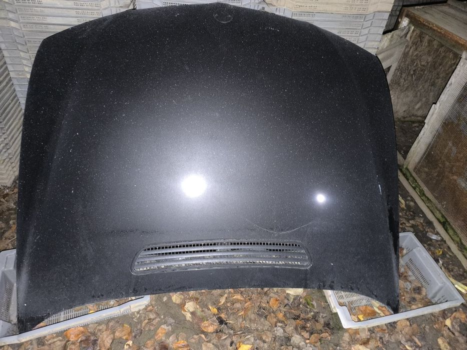 Vând capotă BMW seria 7 facelift