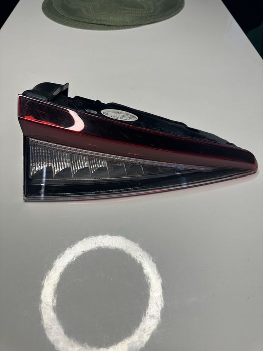 Ляв вътрешен стоп за Skoda Enyaq