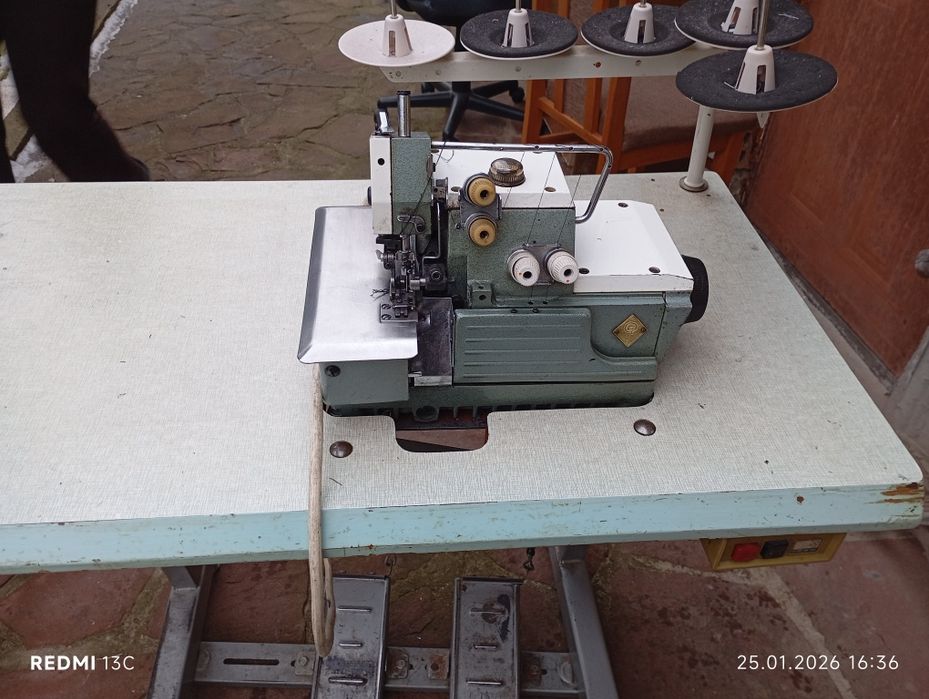 Продавам петконечен оверлог