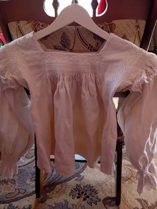 Cămașă traditionala