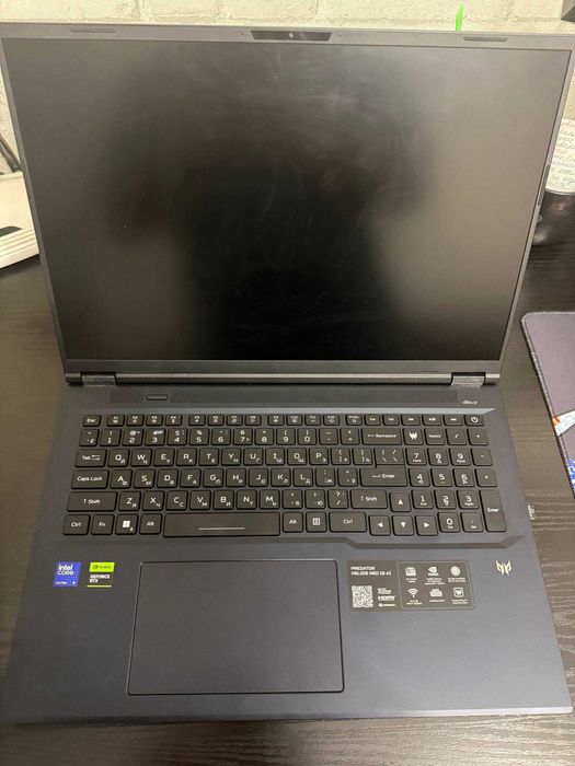 Продаю Acer Predator Helios Neo 18 AI в отличном состоянии.