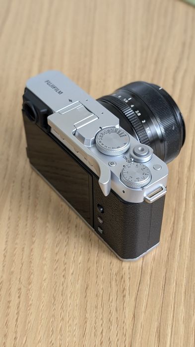 Fujifilm XE-4 Silver