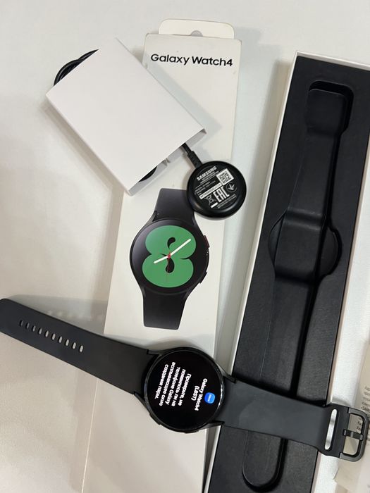 Часы Samsung watch 4