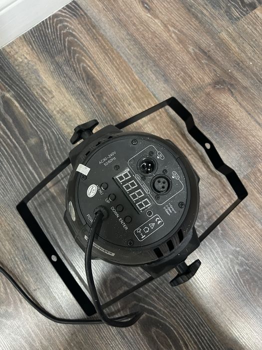 Сценический свет LED прожектор (PAR)