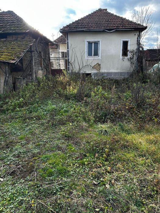 Vând casă in Madrigesti