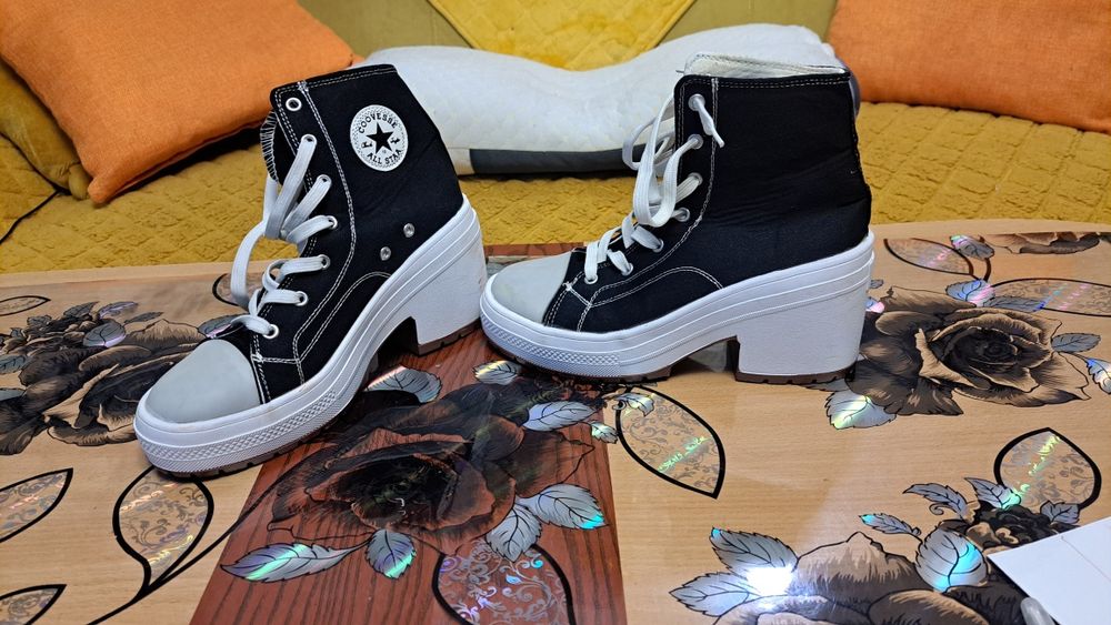 Спортни боти за пролет и есен.