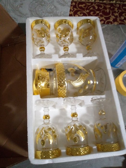 Набор стеклянное посуды .7штук.новые