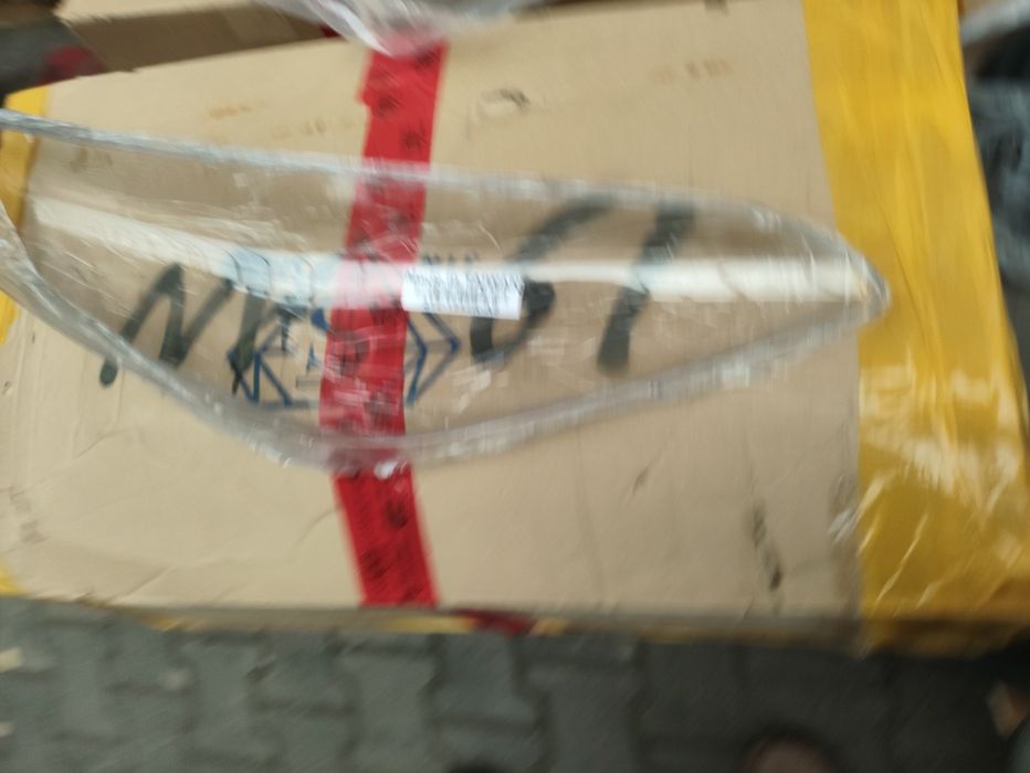 Стекло фара хундай Туксон