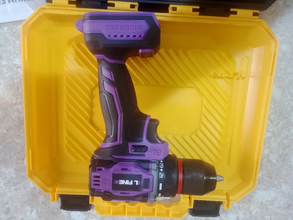 Продается новый Шуруповёрт