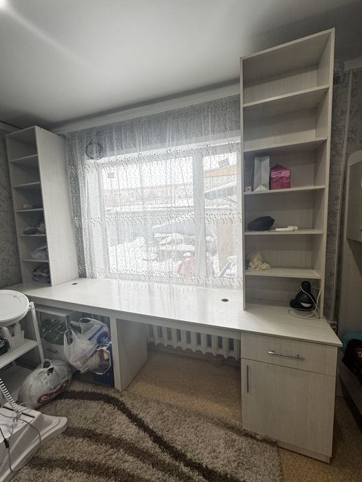 Продам комплект мебели