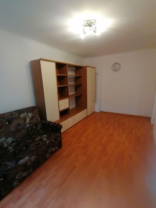 Proprietar vând garsoniera 32mp în Racadau