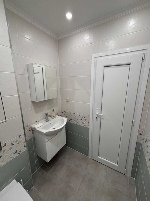 Дава се под наем Двустаен апартамент в Пловдив, Център - 56 кв.м за 561 € - Снимка #8