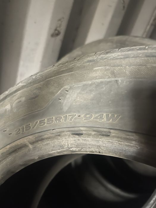 Продам шины 215/55/R17
