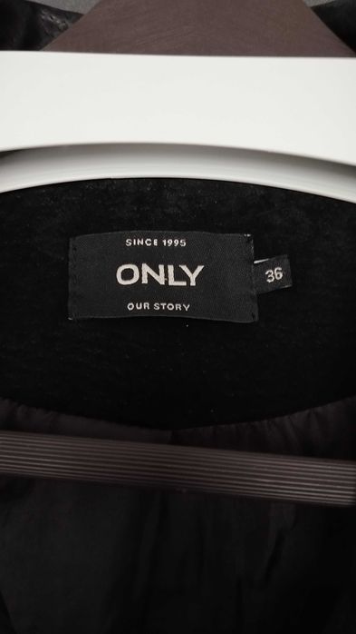 Намаление Естествена кожа дамско яке Only байкър размер S яке велур