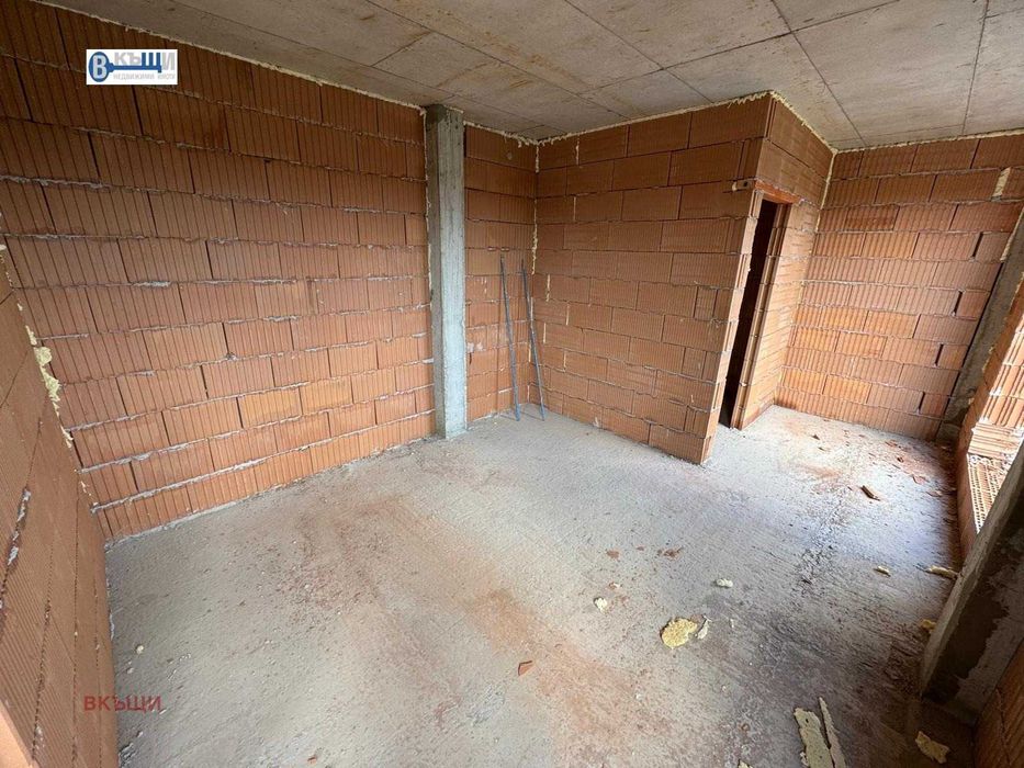 Продава се Двустаен апартамент в Велико Търново, Бузлуджа - 58 кв.м за 1200 €/кв.м - Снимка #1