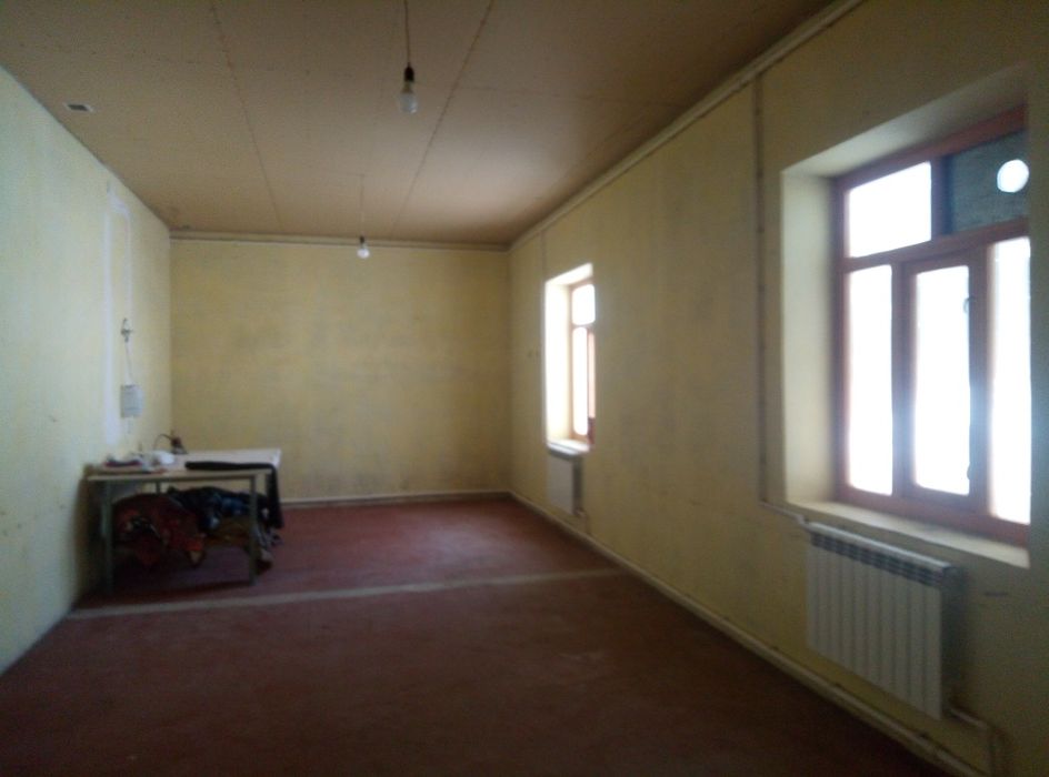 Уй сотилади Пайшанба