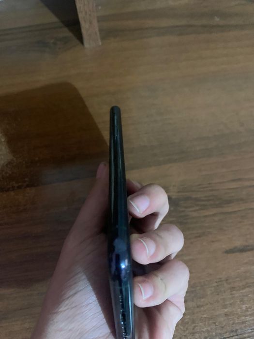 Айфон 11 про.