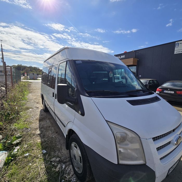 Ford Transit 9 locuri (8+1 Transport Persoane ) 2.2 TDCI, 2013