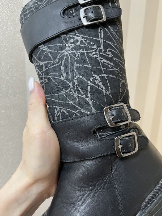 Кожаные сапоги