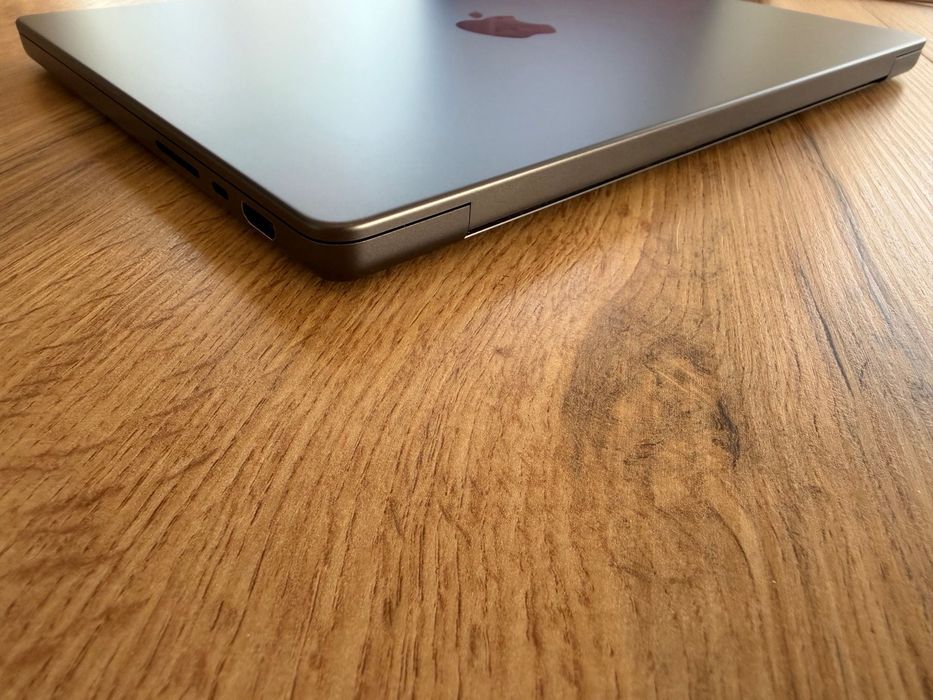 MacBook Pro 14" M4 MAX 14-CPU, 32-GPU, 36GB RAM, 1TB SSD В ГАРАНЦИЯ