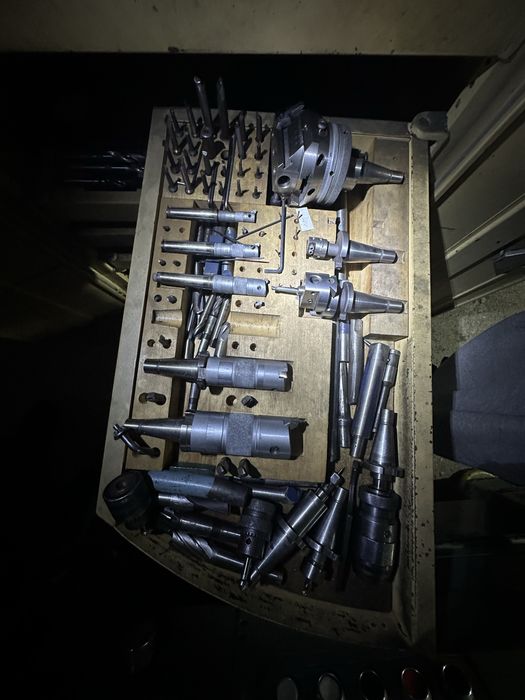 Продавам Бизнес : ПРОФЕСИОНАЛНИ Машини за металообработка (+КОМПЛЕКТ)