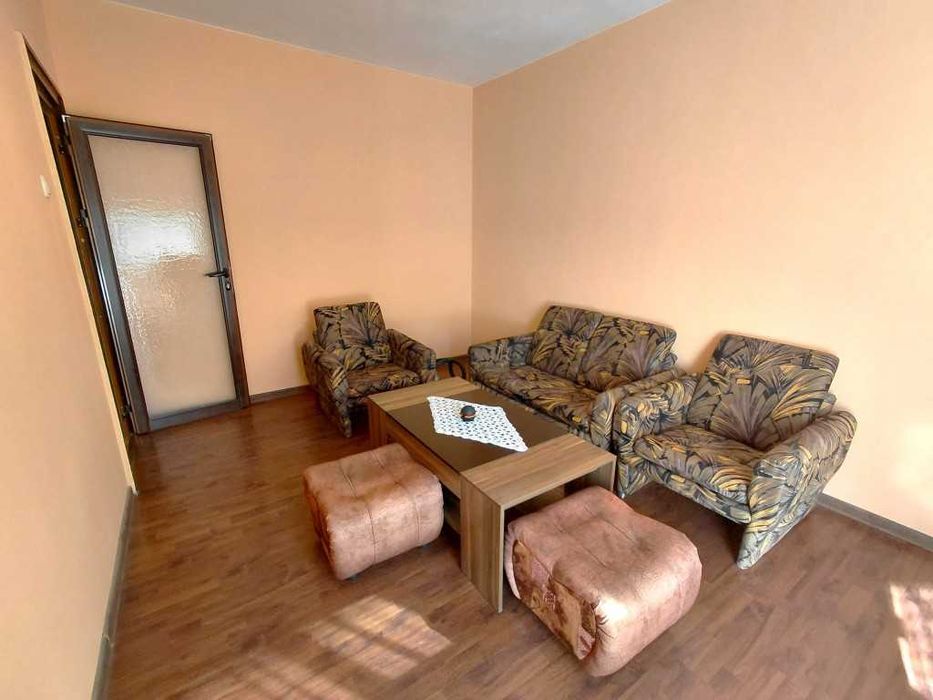 Продава се Тристаен апартамент в Габрово, Център - 75 кв.м за 1632 €/кв.м - Снимка #2