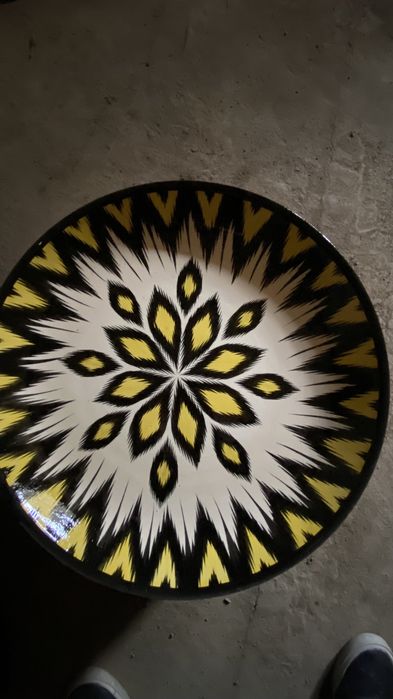 Rishton Atlass Tovoqlari