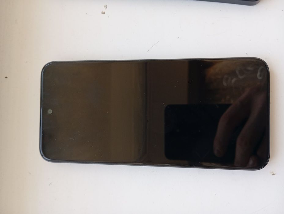 Продам телефон Tecno Spark Go1  8/128GB