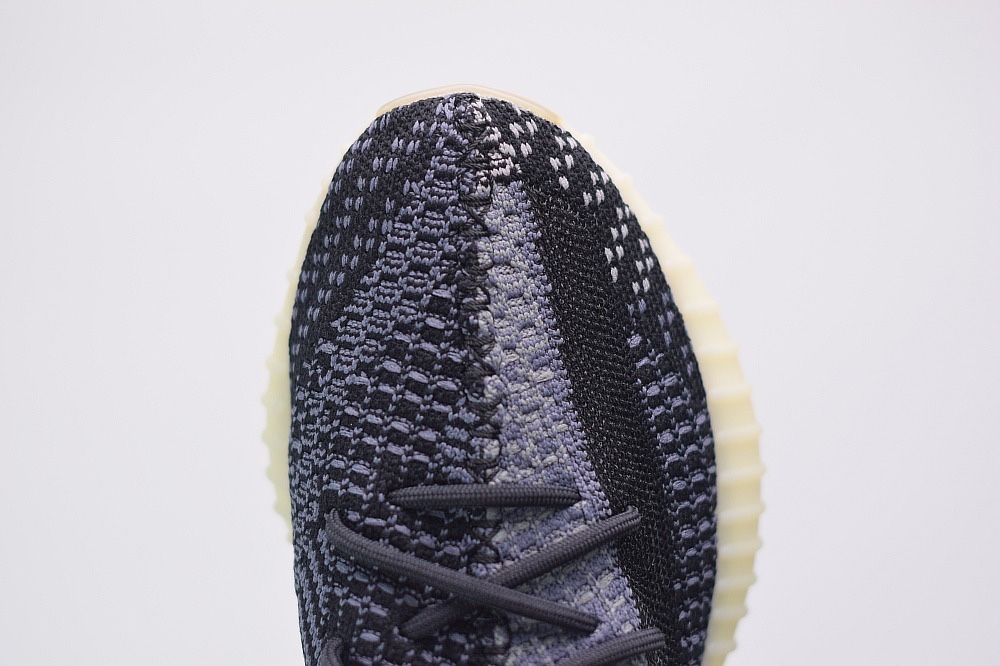 Обувки Yeezy Boost 350 45 EU