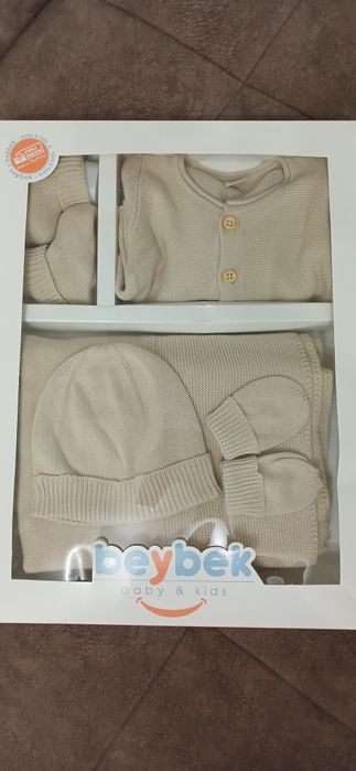 Костюмчик для новорождённого