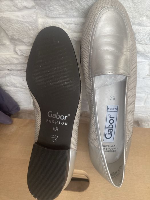 Обувки Gabor Fashion в златист цвят. Размер EU38,5 / UK5,5