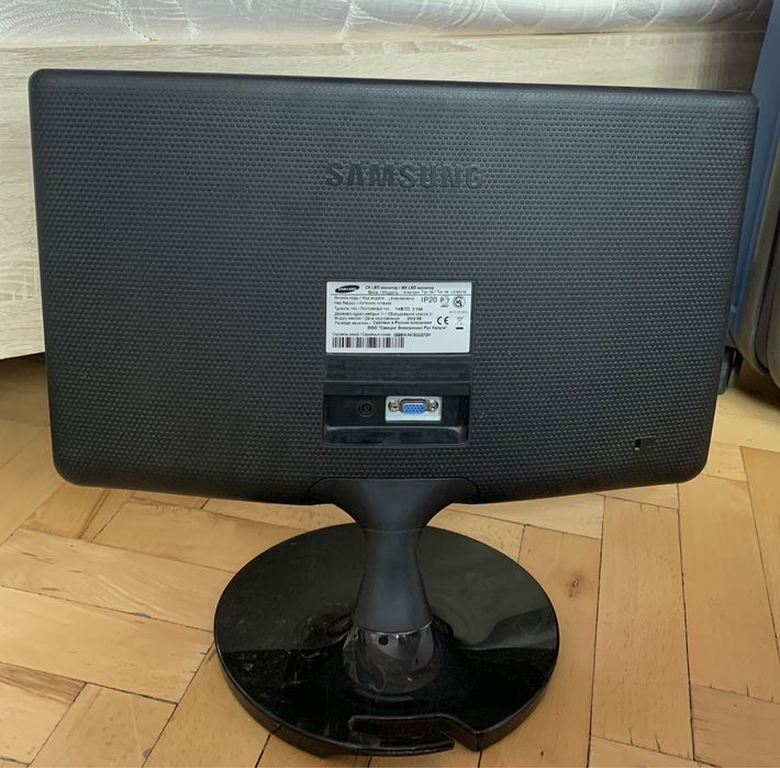 Samsung syncmaster SA100