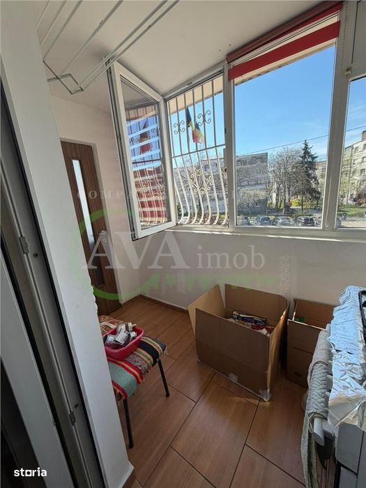 Apartament 3 camere decomandat, Zona Mioritei