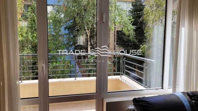 Дава се под наем Многостаен апартамент в Пловдив, Младежки Хълм - 140 кв.м за 860 € - Снимка #13