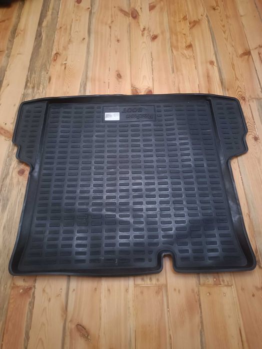 Полик для багажа Кобальта